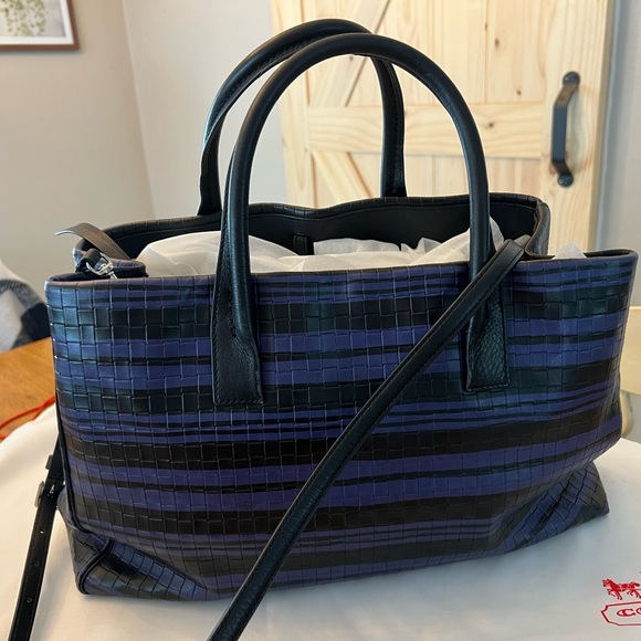 Coach Black and Blue Women's leather Bag (Bleecker tote) with dust bag. - Picture 3 of 6